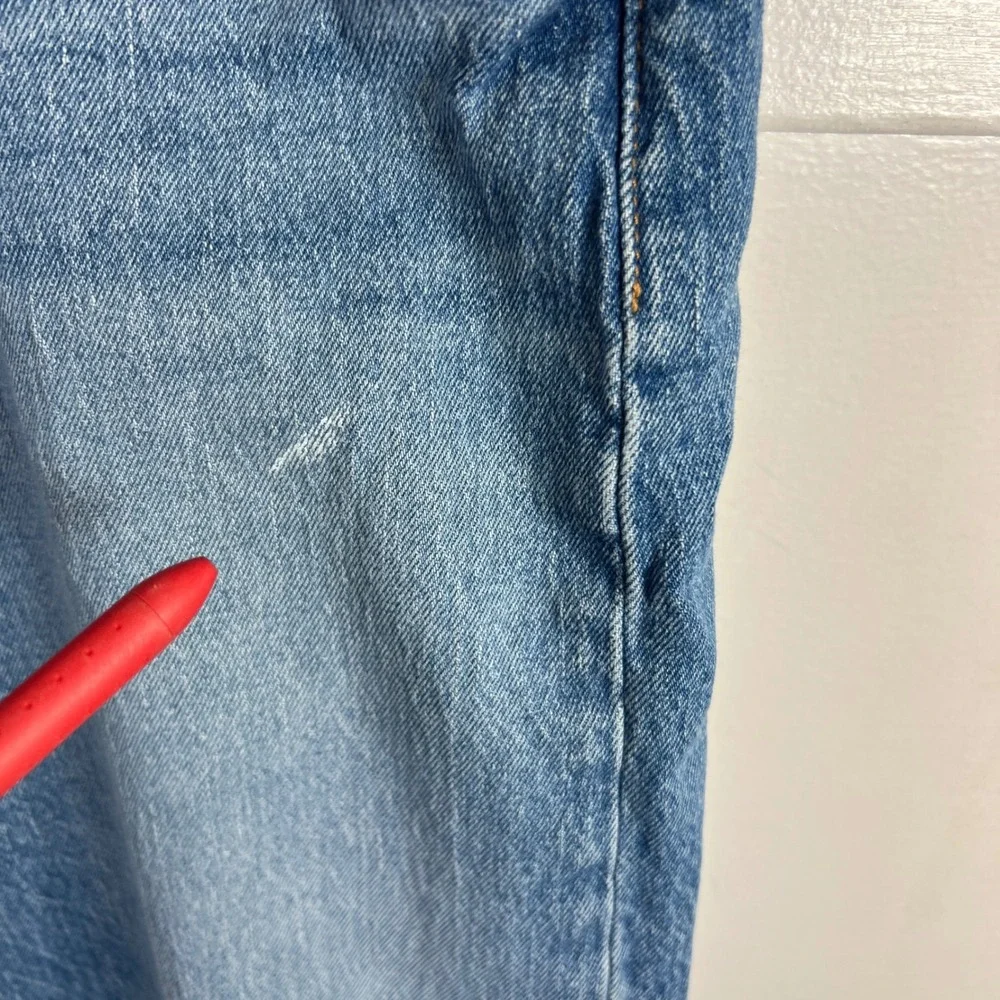 Levis 501 Original Fit Mens Jeans 40x30 Medium Wash Blue Straight Leg Denim